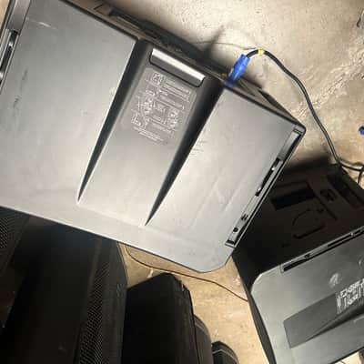 QSC KLA12 KLA Series 12" Powered Line Array Speaker 2010s - Black image 8