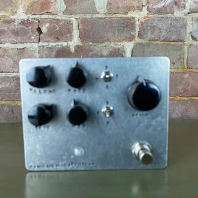 Fairfield Circuitry Meet Maude Delay * Authorized Dealer* FREE Priority shipping image 2