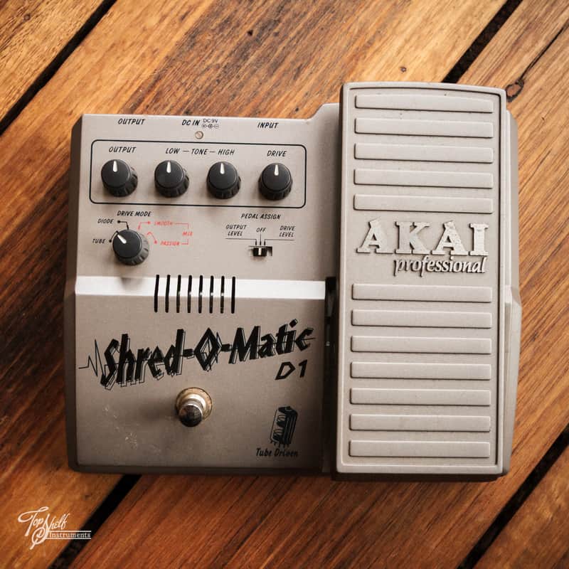 AKAI D1 Shred-O-Matic 真空管 オーバードライブ Akai Shred-O-Matic D1 Tube-Driven Overdrive / Distortion | Reverb