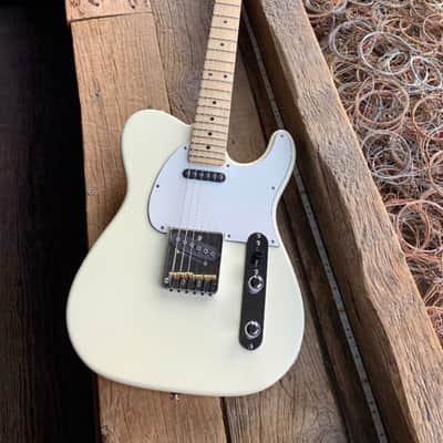 G&L ASAT Classic Vintage White image 1