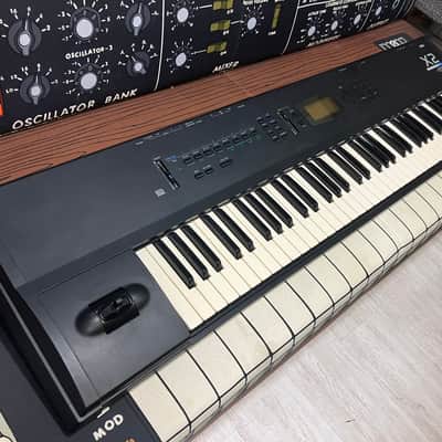 Korg X2 with manual image 5