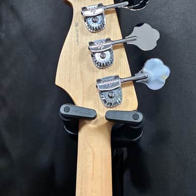 Fender American Professional Jazz Bass with Rosewood Fretboard 2017 - 2019 - 3-Color Sunburst image 6