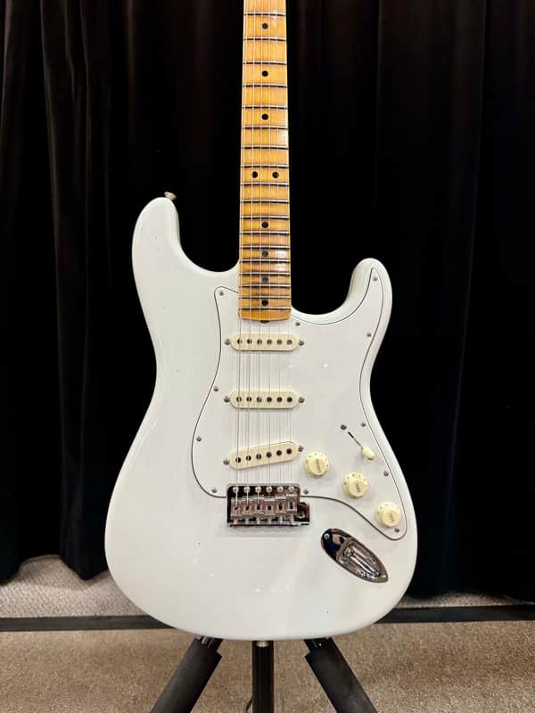 ギター Fender Custom Shop Stratocaster Fender Custom Shop Jimi Hendrix Voodoo Child Stratocaster