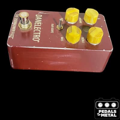 Danelectro The Eisenhower Fuzz 2019 - Red - X16295 image 7