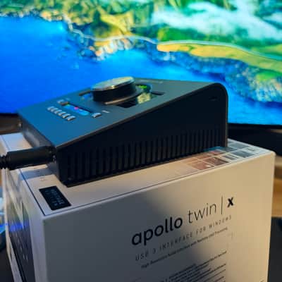 Universal Audio Apollo Twin X DUO Heritage Edition Thunderbolt 3 Audio Interface 2020 - Present - Gray image 4