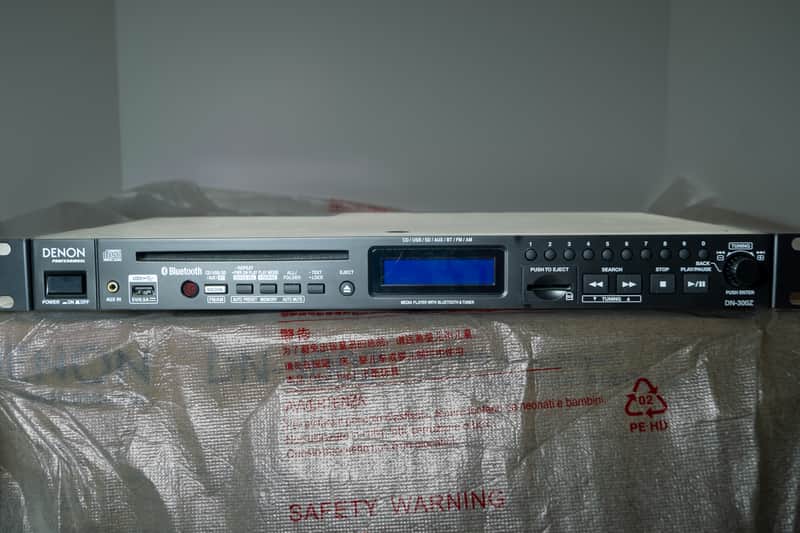 Denon DN-300Z CD/Media Player with Bluetooth®/USB/SD/Aux and AM/FM Professional image 1