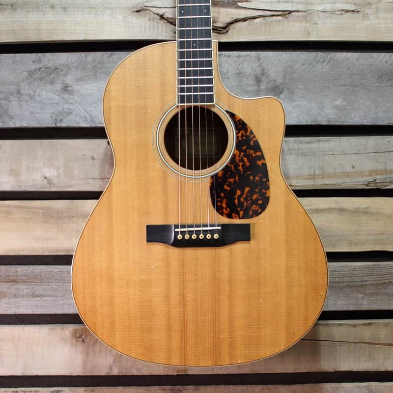 Used (2007) Larrivee LV-03 Acoustic/Electric Guitar with Hardshell Case image 1
