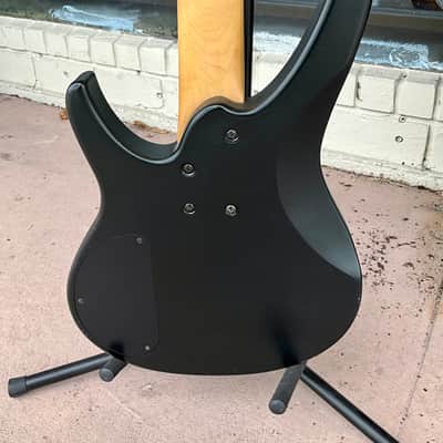 Carlo Robelli 4 String Electric Bass Guitar - Matte Black image 5