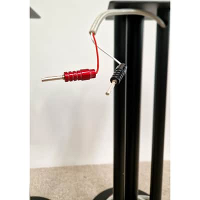 Hi-Fi Speaker Stands - Built In Banana Jack Leads - Excellent image 14