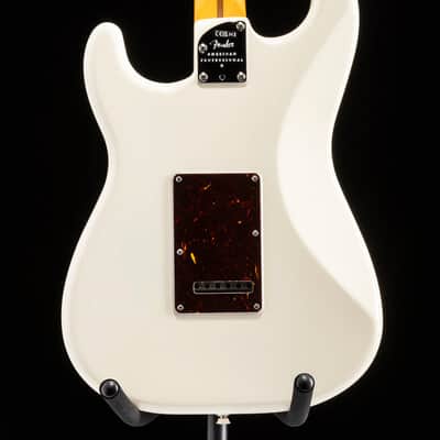 Fender American Professional II Stratocaster Olympic White image 19