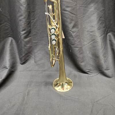 Getzen 300 Series Student Model Bb Trumpet w/ case image 3