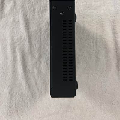 Universal Audio UAD-2 Satellite OCTO Core Thunderbolt 2 DSP Accelerator - Black image 7
