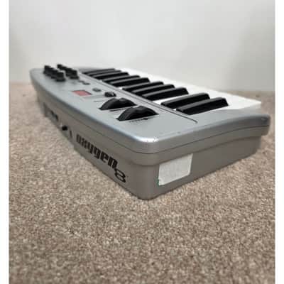 M-Audio Oxygen 8 - MIDI Controller - Good image 6