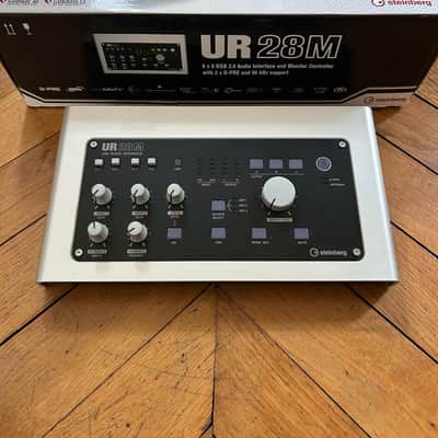 Steinberg UR28M USB 2.0 Audio Interface 2010s - Silver/Black image 4