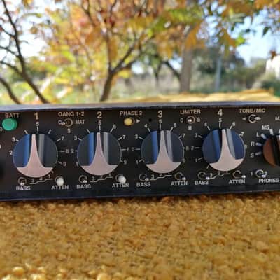 SQN-4S Series IVe Professional Portable Mixer image 3