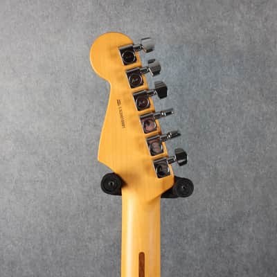 Fender American Professional II Stratocaster Mercury - 2nd Hand image 5