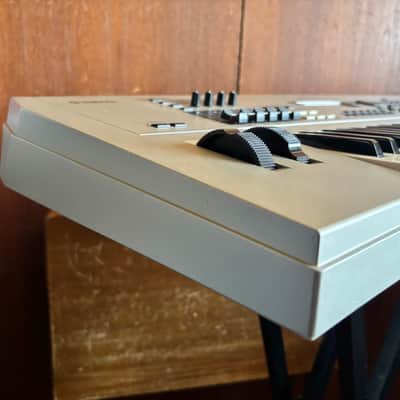Yamaha MO6 61-Key Music Production Synthesizer Workstation DAW Control w/ bag image 6