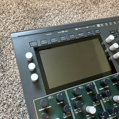 Waldorf Iridium Desktop Synthesizer 2020 - Present - Black image 10