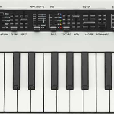 Yamaha Reface CS 37-Key Portable Virtual Analog Synthesizer