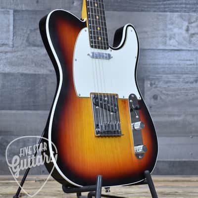 Pre-Owned Fender American Ultra Luxe Vintage '60s Custom Telecaster - 3-Color Sunburst with Hardshell Case image 10