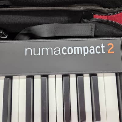 Studiologic Numa Compact 2 88-Note Semi-Weighted Stage Piano Keyboard with Bag - Black image 3