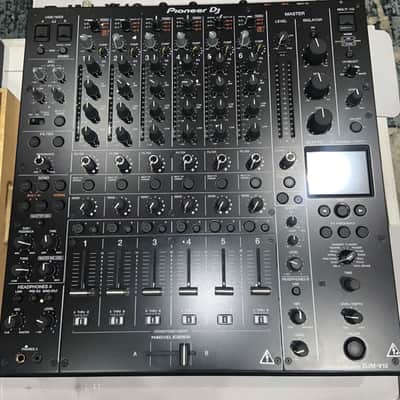 Pioneer DJM V10 image 3