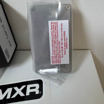 MXR M109S Six Band EQ 2016 - Present - Silver image 3