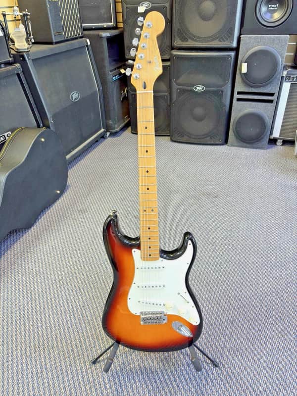 Fender Standard Stratocaster with Maple Fretboard 1995 - Brown Sunburst image 1