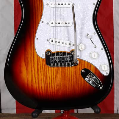 G&L Tribute Series Legacy - 3-Color Sunburst image 2