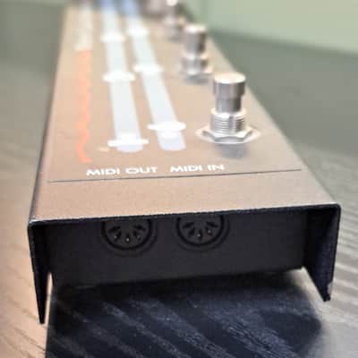 VOODOO LAB COMMANDER PEDAL SWITCHER / CONTROLLER (USED) image 2