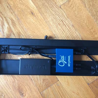 Strymon Ojai 5-Output DC Power Supply with Pedaltrain Nano+ image 1