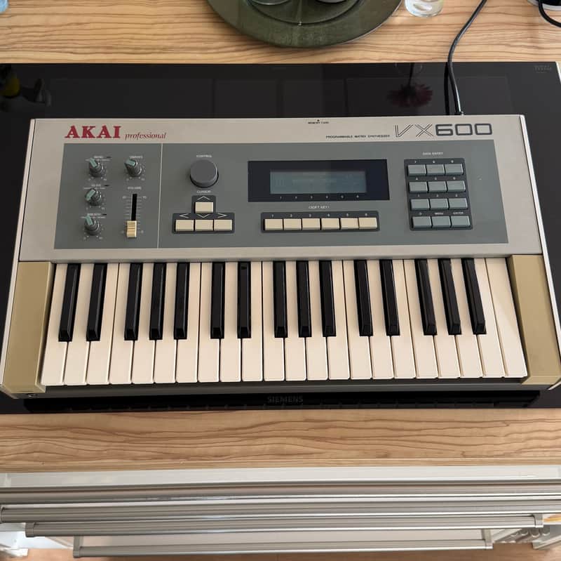 Akai Vx600 Rare Analog Matrix Synthesizer Vintage Studio Keyboard image 1