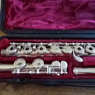 Yamaha 281 s2 image 3