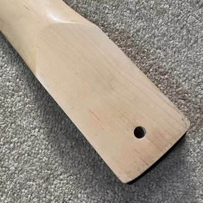 Left Handed 5 String Bass Maple Neck, Rosewood Fingerboard image 5