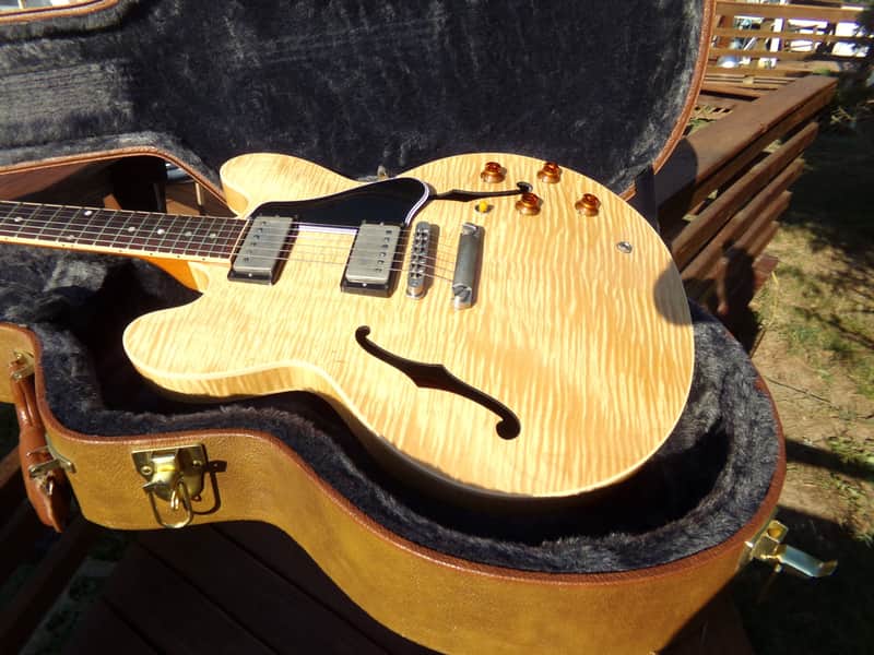 2013 Gibson ES-335 highly flamed maple - natural finish