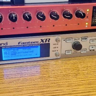Roland Fantom-XR Rackmount Synthesizer Module 2004 - 2010 - Silver