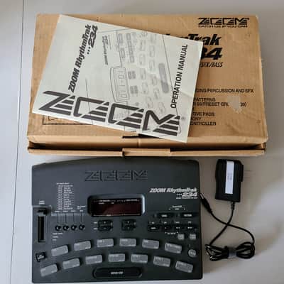 Cleaned Zoom RT-234, with box, manual, power adapter