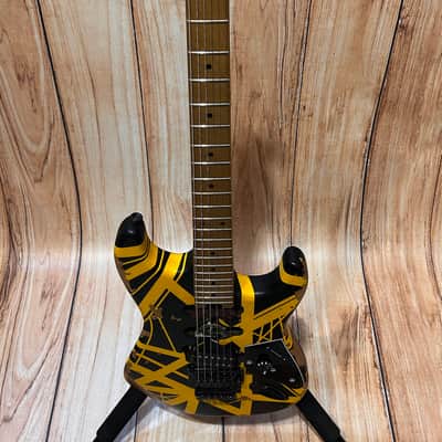 EVH Limited Ed. Striped Series Frankie MN BLK/YLW image 9