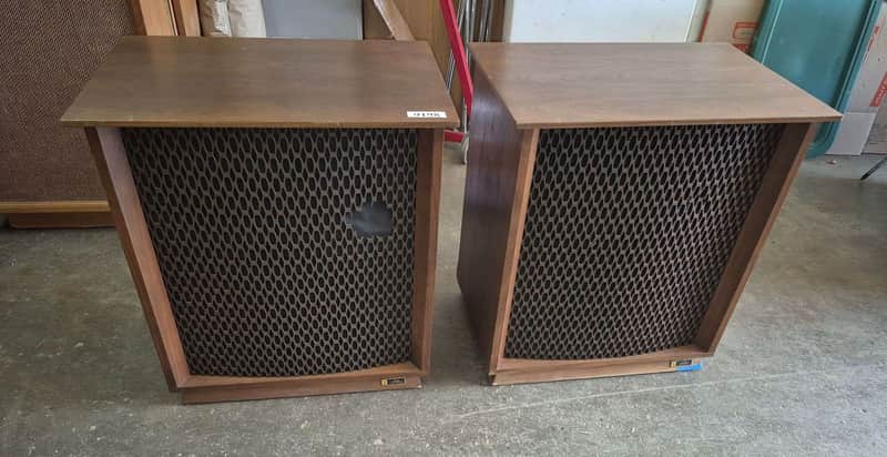 Classic Altec Lansing Valencia 846a speakers 1966-74 - Wood image 1