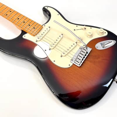 Fender Stratocaster American Deluxe V Neck 2011 Sunburst image 9