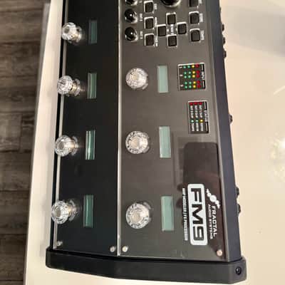 Fractal Audio FM9 Mark I with EV-2 pedal image 4