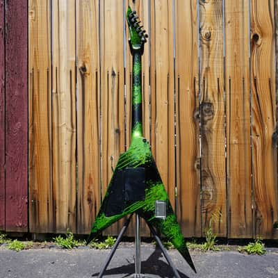 ESP USA V-II FR Alien Blood Splatter 6-String Electric Guitar w/ Hard Case (2025) image 3