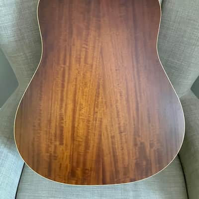 Iris DF Slope Shoulder Dreadnought Sunburst image 7
