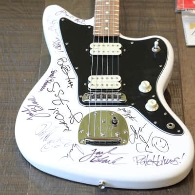 CA Wildfire Benefit Charity! 2018 Fender JazzMaster MIM Polar White Signed By Dave Grohl, Beck, Adam Sandler, Jack Black, & Pete Holmes! + OHSC image 2