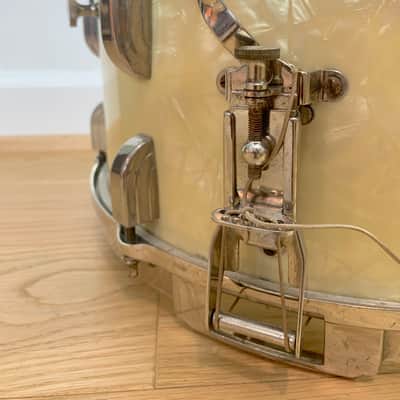 Leedy Broadway Standard Snare Drum 1940s White Marine Pearl Super Clean image 4