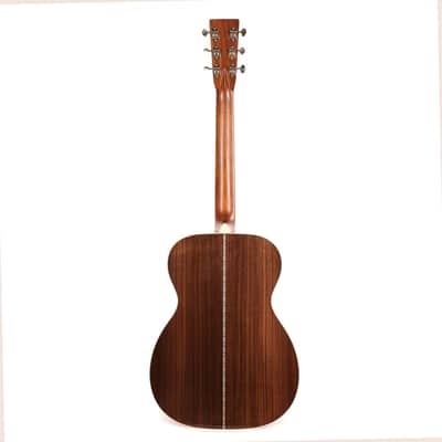 Martin 00-28 Acoustic Guitar Natural image 3