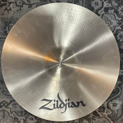 Zildjian 18" A Series Symphonic Germanic Cymbal (pair) image 4
