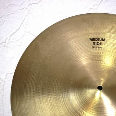 ZILDJIAN Zildjian 18 Medium Ride Zildjian 18-inch Medium Ride (07/27) image 4