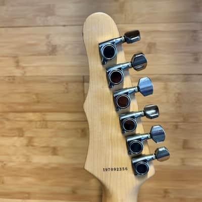 Epiphone Coronet Reissue ‘95-‘00 - Metallic Purple image 8