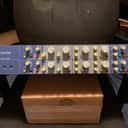 Focusrite ISA 215 Dual Mono Mic Pre and Equalizer